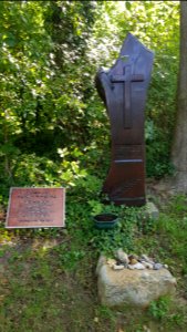 Valkenburg-Gedenkplaats Piet Frijns in Schaelsbergerbos (1)