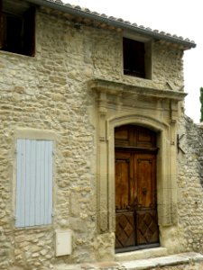 Vaison-la-Romaine Place du Vieux Marché 4