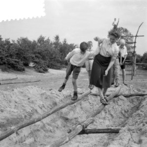 Vakantiekamp Oude Molen voor oorlogswezen en invalide kinderen van de stichtin, Bestanddeelnr 904-7369
