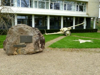 Valkenburg aan de Geul-Oorlogsmonument bij stadhuis (1)
