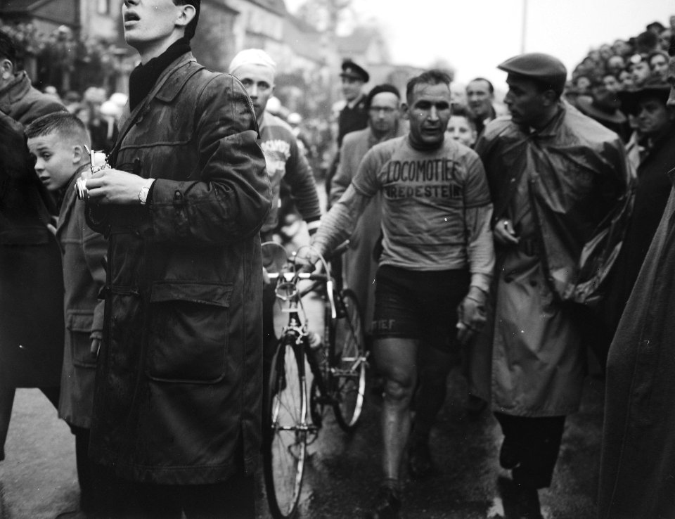 Valkenburg Kampioenschap wielrennen van Nederland op de weg. Cauberg winnaar van, Bestanddeelnr 907-7252