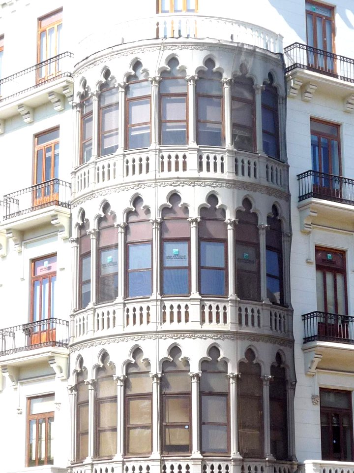 Valencia - Edificio Suay 2