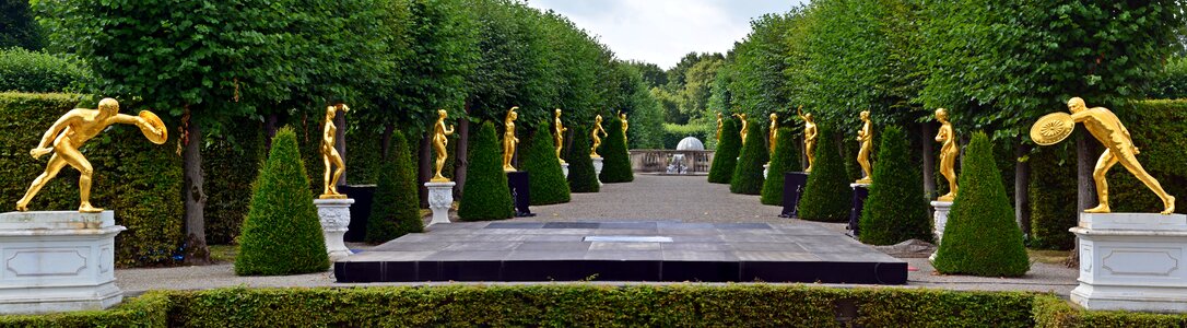 Herrenhäuser gardens hanover sculpture photo