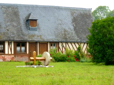 Valailles (Eure, Fr) ferme avec pressoir