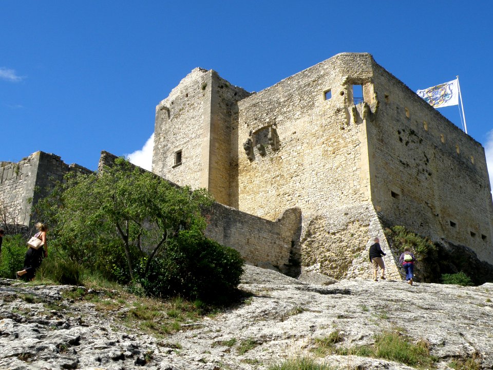 Vaison-la-Romaine Château 4