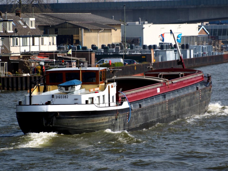 Vagari - ENI 03160382, Amsterdam-Rijnkanaal, pic3