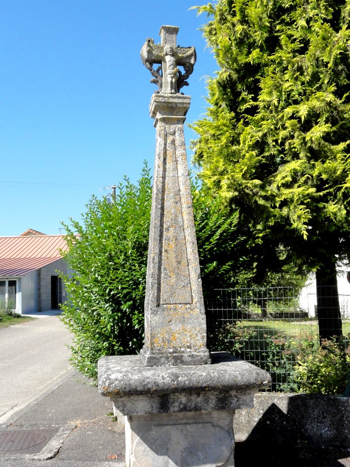 Vadonville (Meuse) croix de chemin