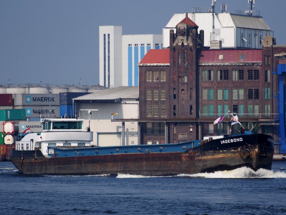 Vagebond, ENI 03310527, Noordzeekanaal, pic1