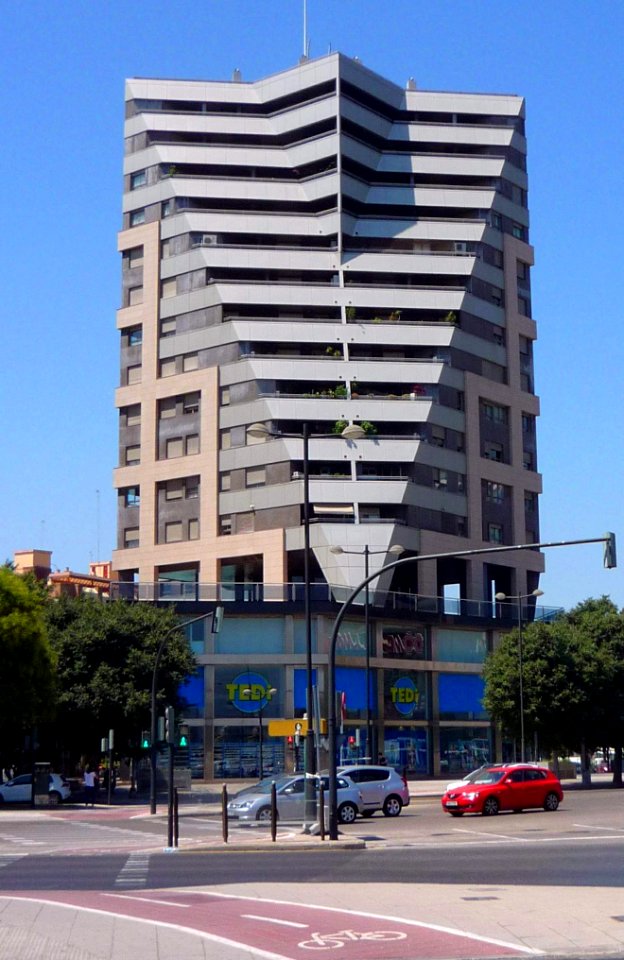 Valencia - Avinguda de les Corts Valencianes 03