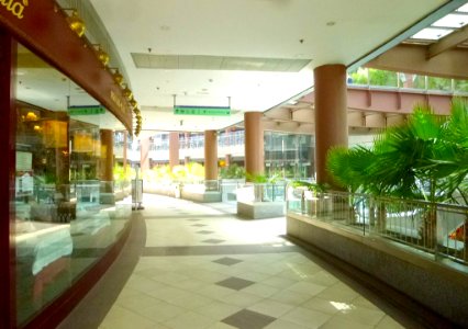 Valencia - Aqua Multiespacio, Centro Comercial 06