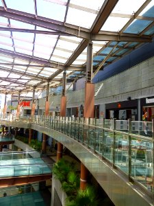 Valencia - Aqua Multiespacio, Centro Comercial 11