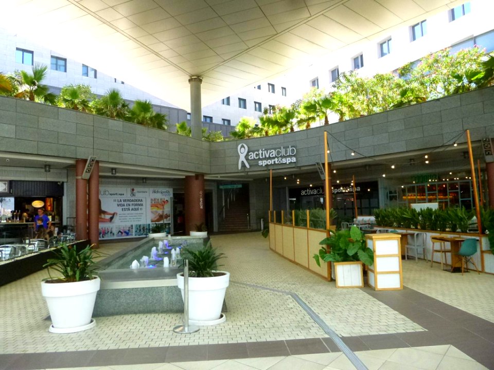 Valencia - Aqua Multiespacio, Centro Comercial 07