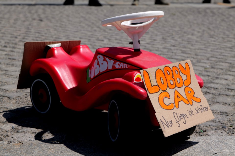 VdA satire protest Berlin 2020-06-02 21