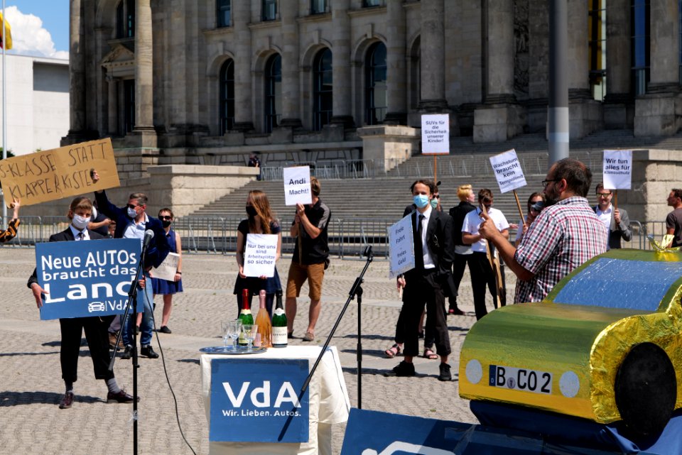 VdA satire protest Berlin 2020-06-02 20