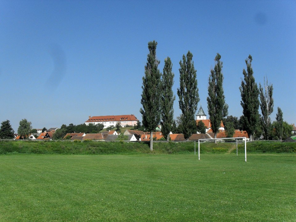 VELKÝ BOR - sokol (hřiště)