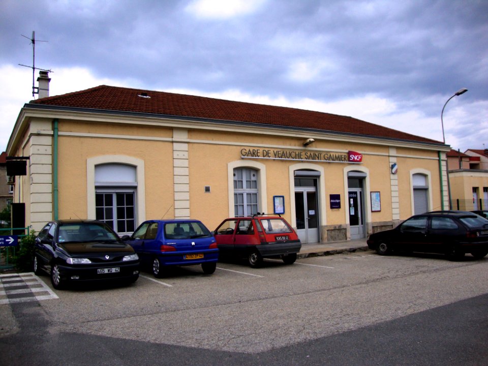 Veauche (Loire, Fr) gare de Veauche Saint-Galmier