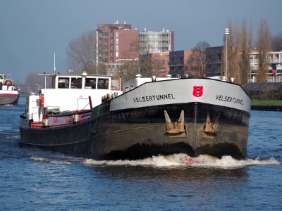 Velsertunnel, ENI 02006181 op het Amsterdam-Rijn kanaal, foto 1