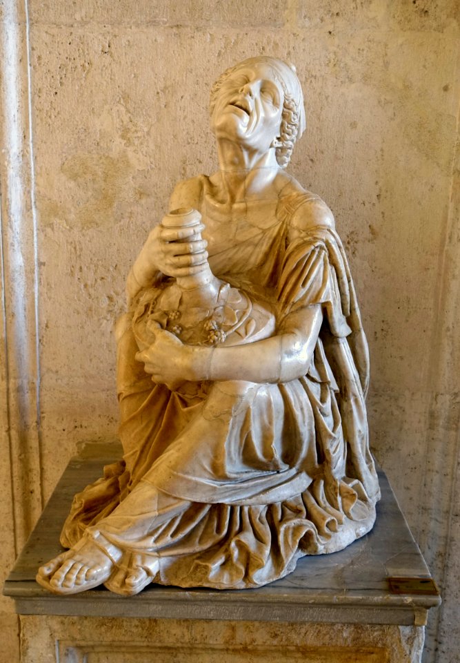 Vecchia Ebbra, S 299, Roman, 2nd century AD, marble, after a Hellenistic original from the end of the 3rd century BC - Musei Capitolini - Rome, Italy - DSC06105