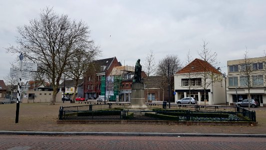 Veghel-Heilig Hartbeeld (1)