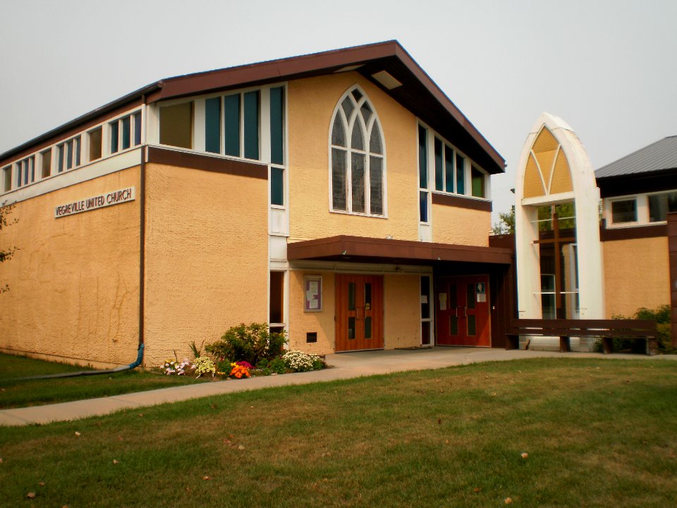 Vegreville United Church, front