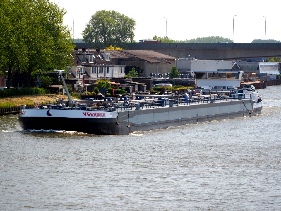 Veerman - ENI 02329919, Amsterdam-Rijn kanaal, pic1