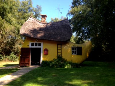 Veenpark Aole Compas - klompwoning van Alfred J Kwak