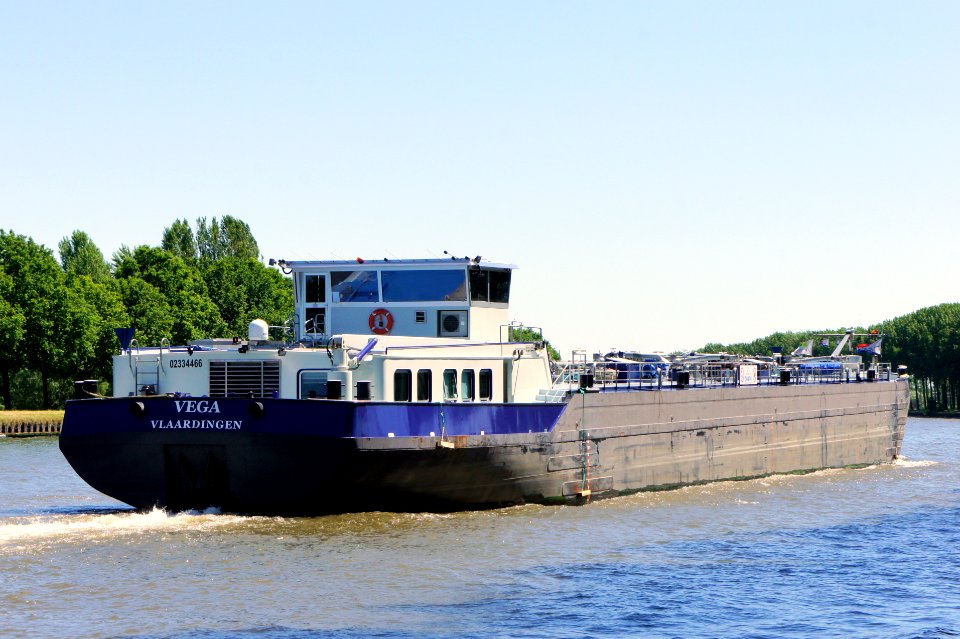Vega - ENI 02334466, Amsterdam-Rijn kanaal, pic9