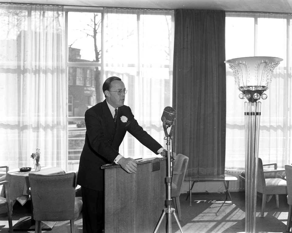 Veertig jarig bestaan Jaarbeurs Utrecht Prins Bernhard houdt herdenkingsrede, Bestanddeelnr 907-6409