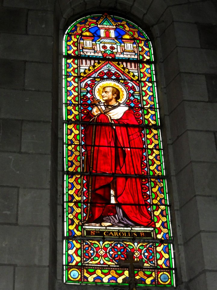 Veigné (Indre-et-Loire) église, vitrail 05
