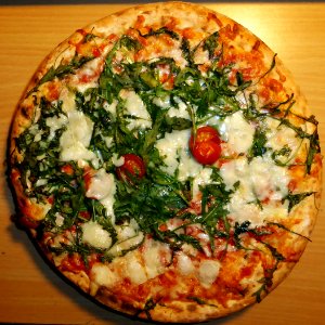 Vegetarian-pizza-top