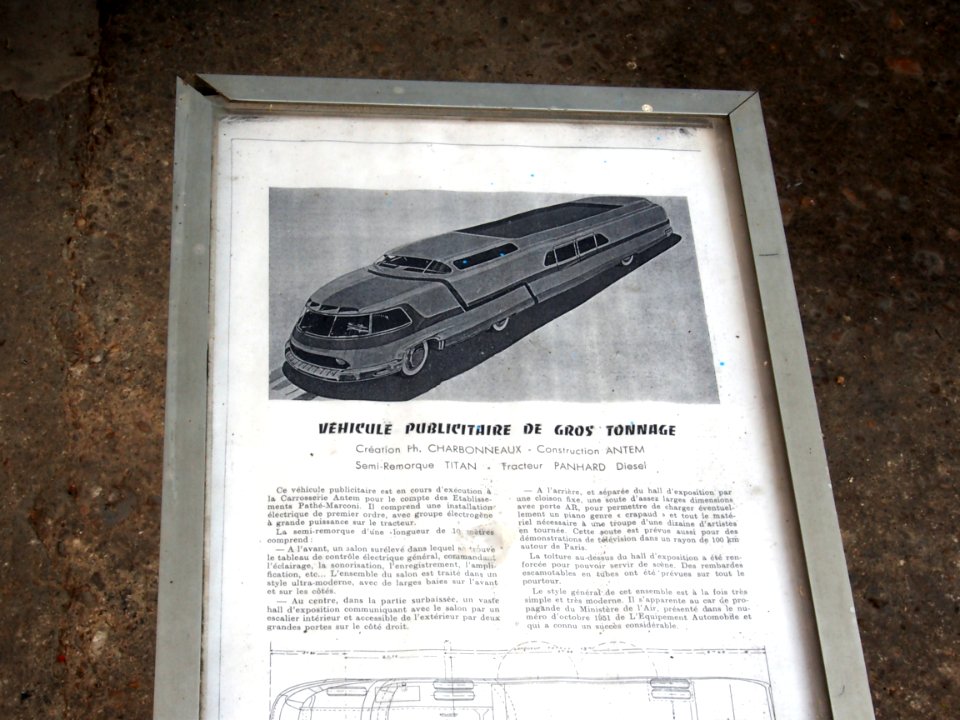 Vehiculte publicitaire de gros tonnage pic1