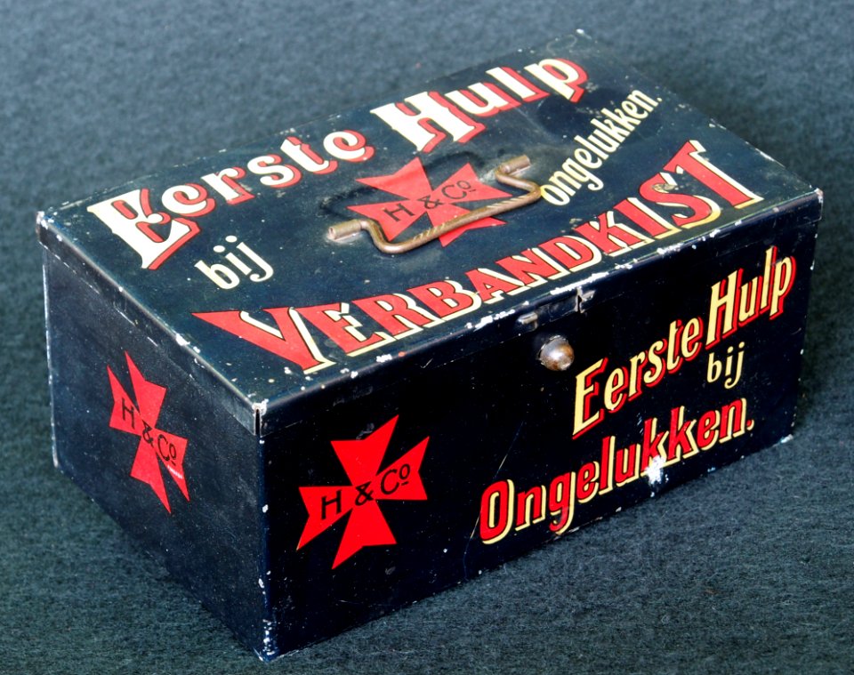 Verbandtrommel B der Firma HILLEN & Co, Arnhem, foto 2