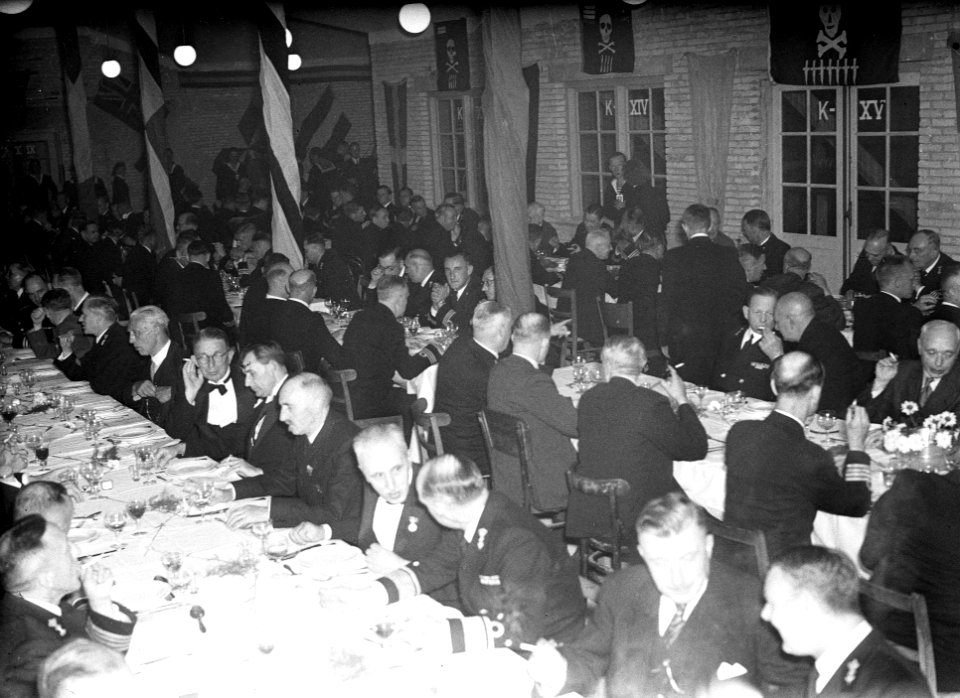 Veertig-jarig jubileum Onderzeedienst.. Diner officieren reunisten. Overzicht, Bestanddeelnr 902-2293