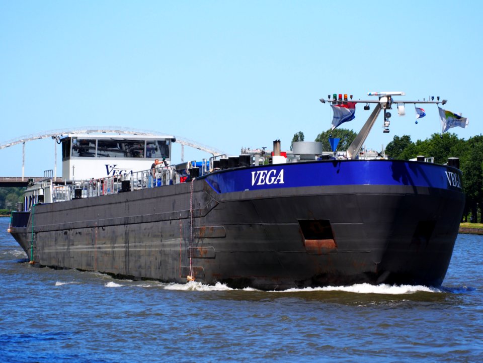 Vega - ENI 02334466, Amsterdam-Rijn kanaal, pic5