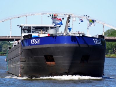 Vega - ENI 02334466, Amsterdam-Rijn kanaal, pic2