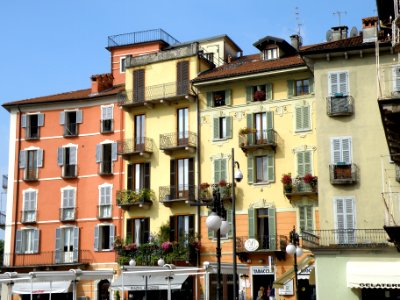 Verbania Piazza Ranzoni 5