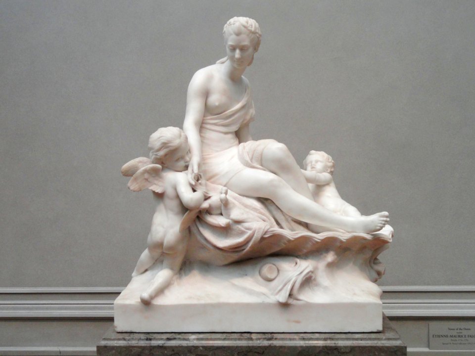 Venus of the Doves by Etienne-Maurice Falconet, undated mid 1700s, marble - National Gallery of Art, Washington - DSC09976