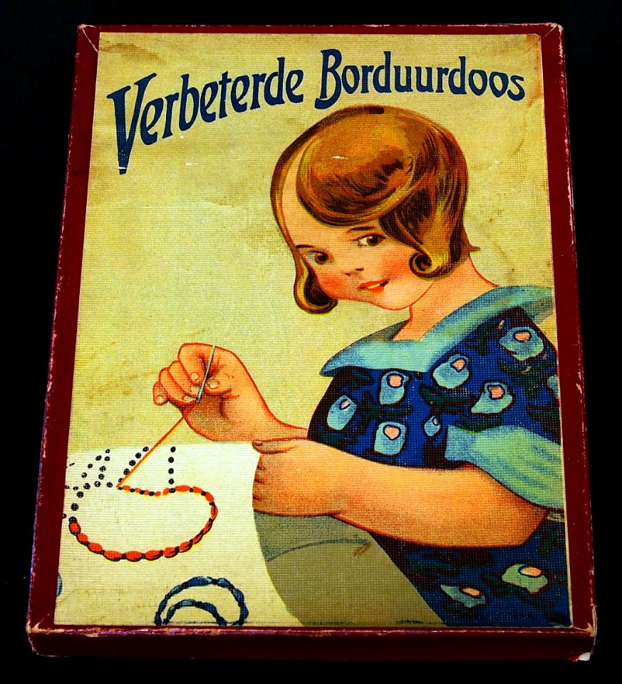 Verbeterde Borduurdoos