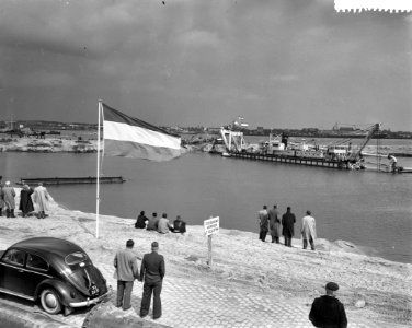 Verbinding Europoort uit zee, overzicht na doorbraak, Bestanddeelnr 911-5523