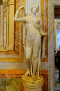 Venus Genetrix, Roman, probably from the original at Alcamene, marble - Galleria Borghese - Rome, Italy - DSC04979