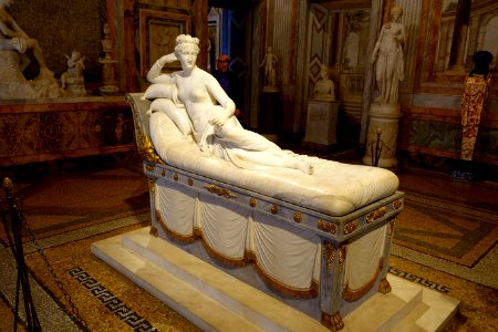 Venus Victrix by Antonio Canova, 1805-1808, marble - Galleria Borghese - Rome, Italy - DSC04966
