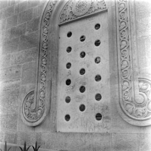 Venster van de kerk van de Verheerlijking op de Taborberg in Galilea, Bestanddeelnr 255-0918