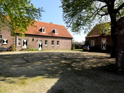 Venray Geijsteren, Rijksmonument 28436 Dorpstraat 1-3 de Grote Spiekert zijaanzicht en bijgebouw
