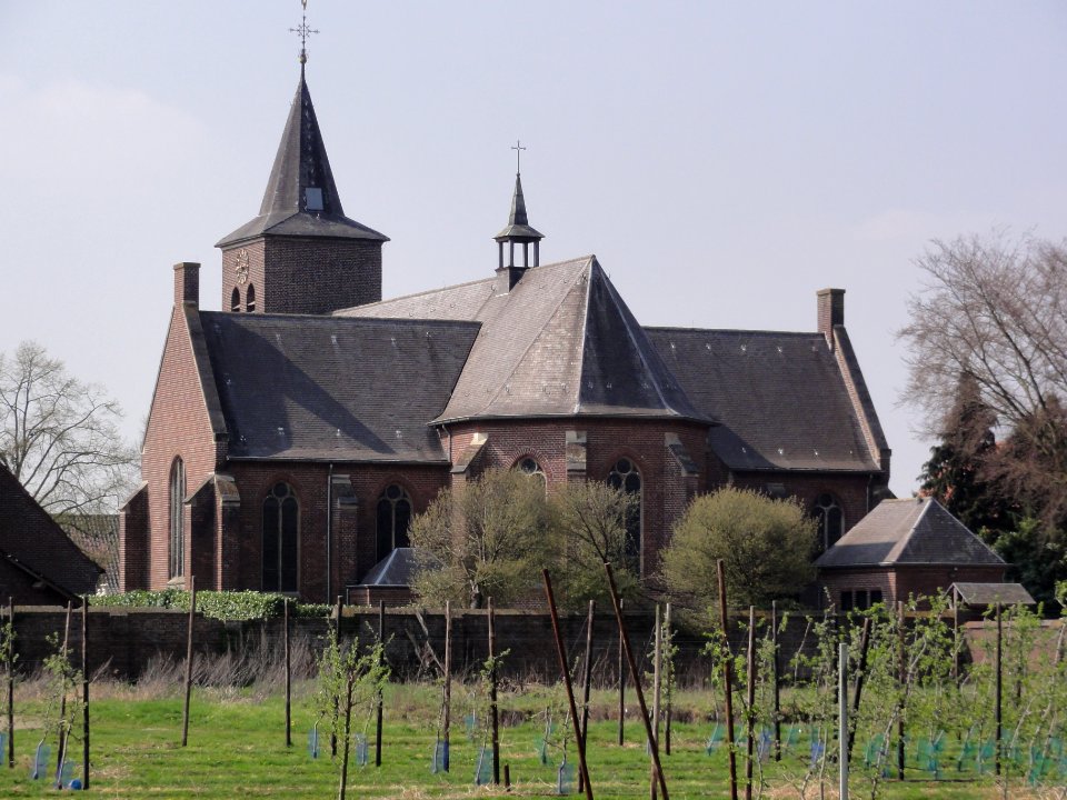 Venray Blitterswijck, Rijksmonument 28433, O.L.V. Geboortekerk achteraanzicht