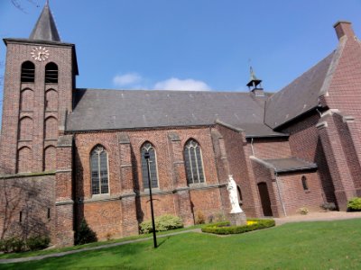 Venray Blitterswijck, Rijksmonument 28433, O.L.V. Geboortekerk zijaanzicht