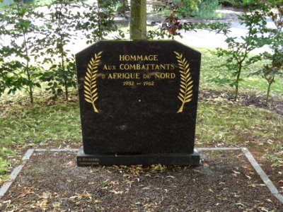 Vendegies-sur-Écaillon (Nord, Fr) monument combattants Afrique du nord