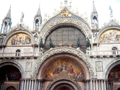 Venedig Markusdom Front 1