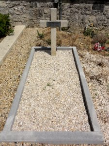 Vendresse-Beaulne (Aisne) tombe de guerre au cimetière communal