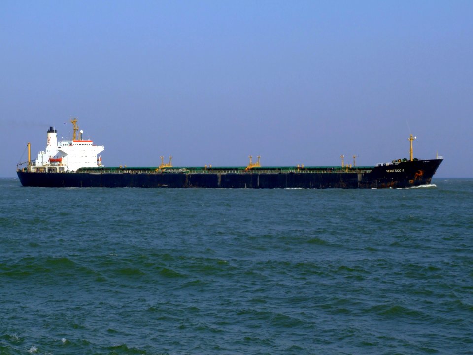 Venetico B - IMO 7620548 - Callsign H9RW photo-3 approaching Port of Rotterdam, Holland 01-Apr-2007