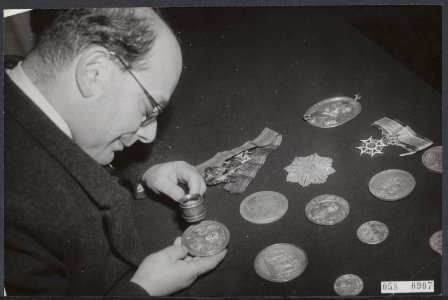 Veiling van oude munten en penningen bij de fa. Jacques Schulman op de Keizersgr, Bestanddeelnr 058-0907